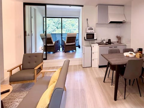Kitchen or kitchenette, Living room, Dining area, Mountain view, Mountain view, kitchen