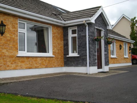 Clonmacnoise B&B Bed and Breakfast in County Galway