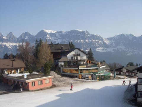 Property building, Winter