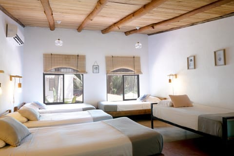 Believe Surf & Yoga Lodge Santa Teresa Hotel in Santa Teresa Beach