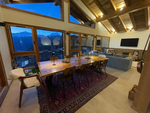 Natural landscape, Dining area, Mountain view