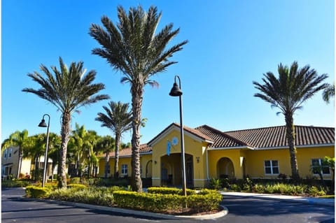 Two-Bedroom Townhome Kissimmee Haus in Bay Lake