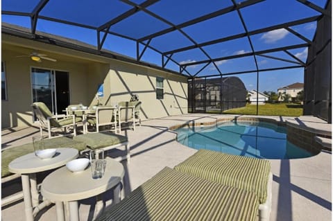 Three-Bedroom Pool Home Kissimmee House in Bay Lake