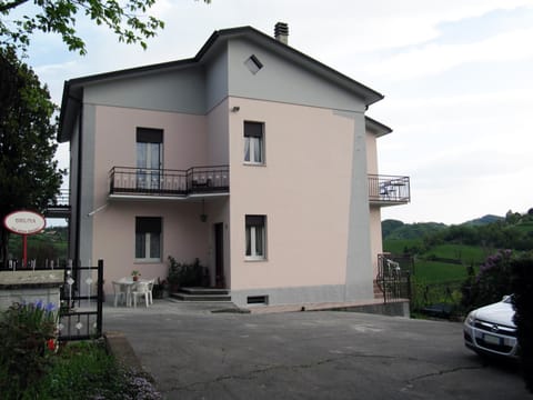 Facade/entrance, Garden