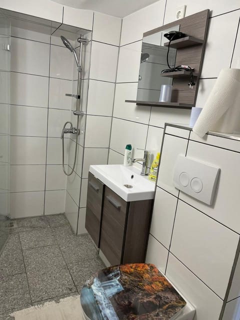 Kleinzimmer Bed and Breakfast in Oestrich-Winkel