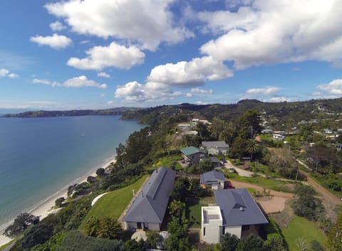 Number Five House in Auckland Region