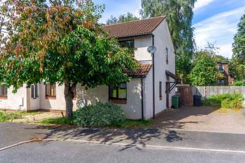 Property building, Street view, Parking