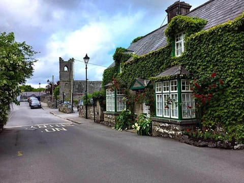 Nymphsfield House Bed and Breakfast in County Mayo