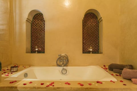 Villa Alouna en exclusivité avec piscine privée dans la Palmeraie Chalet in Marrakesh