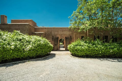 Villa Alouna en exclusivité avec piscine privée dans la Palmeraie Chalet in Marrakesh