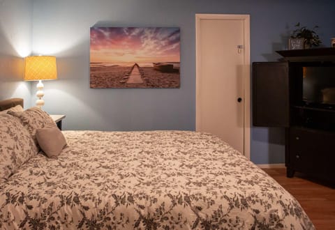 Llano River Retreat w Game Room & Kayaks House in Kingsland