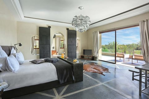 Adnaa - Modern Villa with 2 pools, sauna, hammam, tennis court & home cinema Villa in Marrakesh