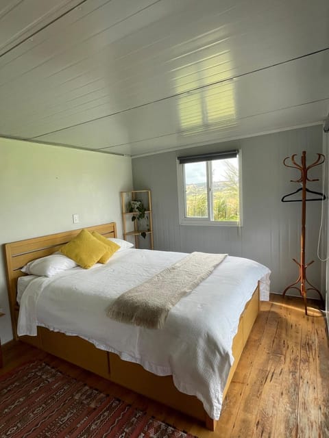 Cosy Cabin -Off Grid Cabin in Te Arai