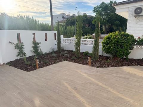 Corona beach Villa in Daimús