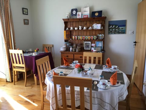 Pier House Übernachtung mit Frühstück in County Clare