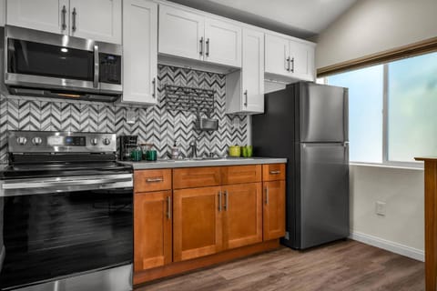 Kitchen or kitchenette, oven, stove