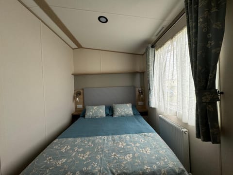 Sea Beach Bay View at Crimden Dene Holiday Park House in Hartlepool