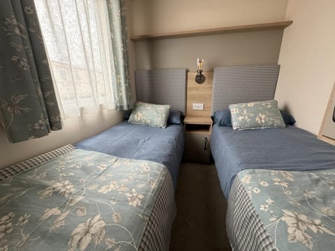 Sea Beach Bay View at Crimden Dene Holiday Park House in Hartlepool