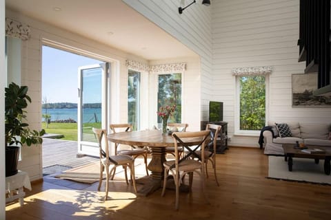 Stay North - Stenudden House in Uusimaa