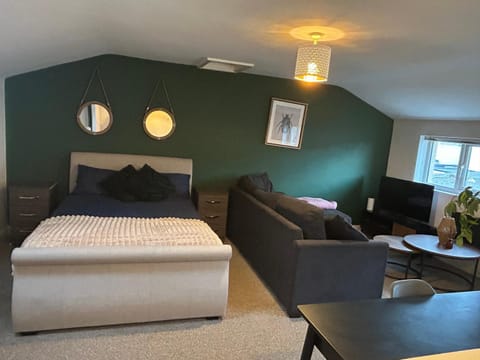 Sandcastle Apartment in Swansea