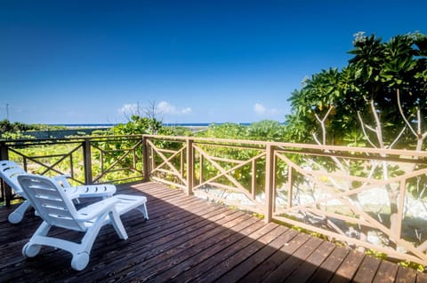 Va'a i te Moana Nature lodge in French Polynesia