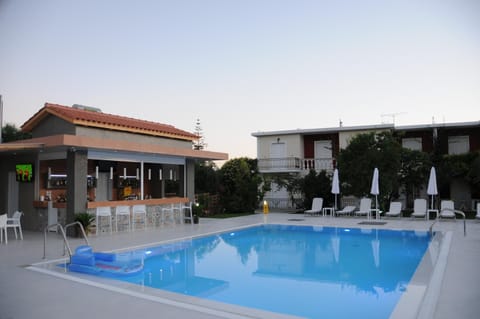 Garden view, Pool view