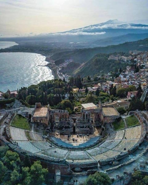 Holiday Home Gionny & Mary House in Taormina