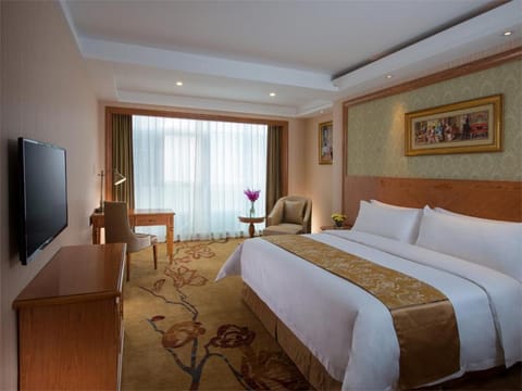 Vienna International Hotel Shenzhen Longgang Lilang Hotel in Shenzhen