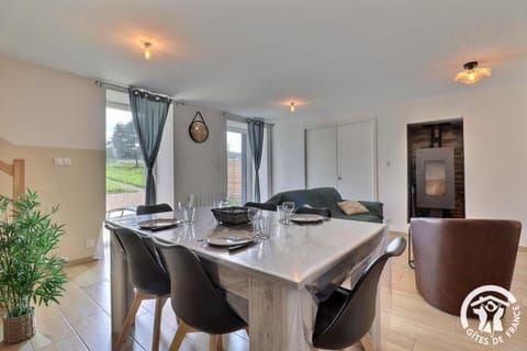 Le refuge enchante House in Paimpont