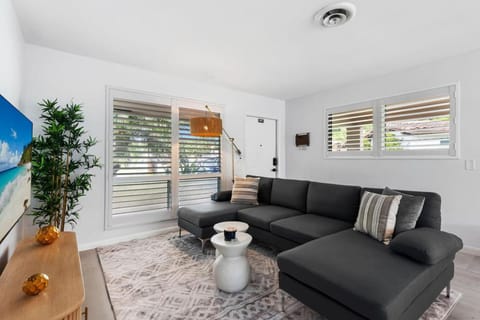 Backyard Oasis with Heated Pool near Wilton Manors House in Wilton Manors