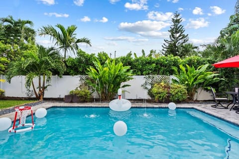 Backyard Oasis with Heated Pool near Wilton Manors House in Wilton Manors