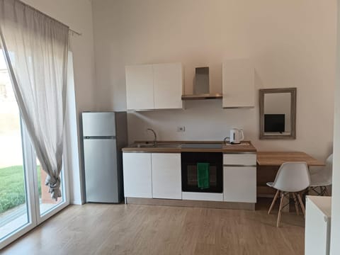 Bright and private apartment with yard Apartment in Legnano