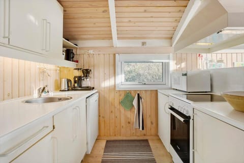 BL1414-Saltum-Porsevej-18-A House in Løkken