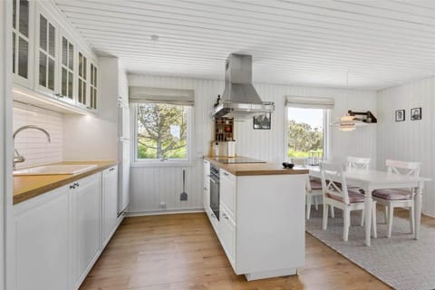 BL1408-Pandrup-Hunetorp-Klitvej-243 House in Blokhus