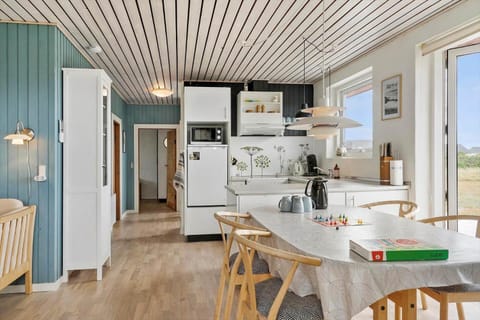 221-Harboore-Vejlby-Klit-221 House in Central Denmark Region