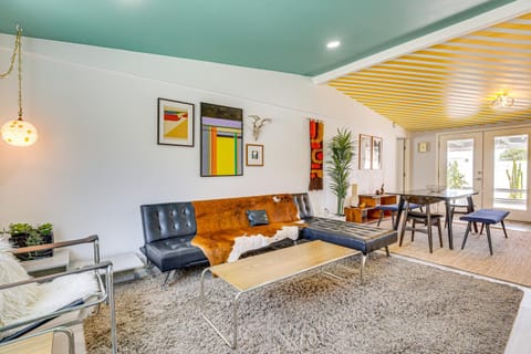 Home with Stunning Mountain Views in Palm Springs! House in Palm Springs