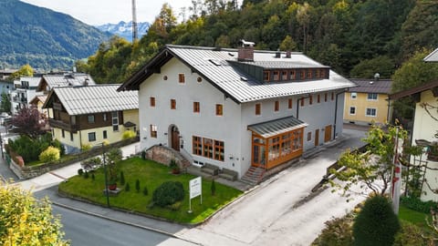 Property building, Bird's eye view