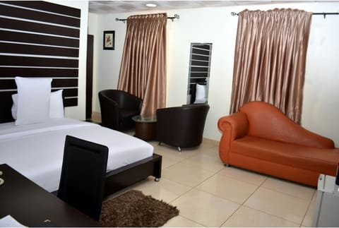 De Rigg Place - Alaka Estate, Surulere Hotel in Lagos