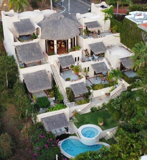 Property building, Day, Bird's eye view, Swimming pool