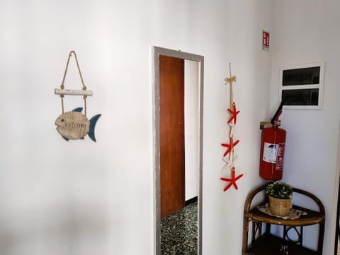 Decorative detail, Floor plan