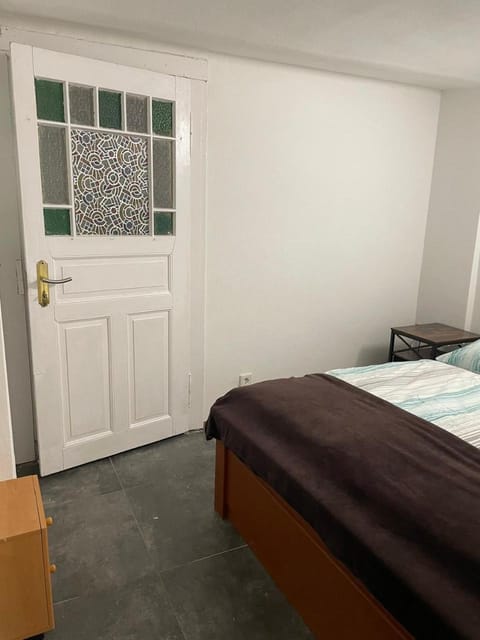 Z 7 neu-Einfach-Übernachtung in Rüdesheim Bed and Breakfast in Oestrich-Winkel