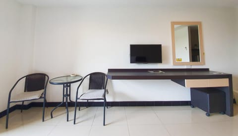 B Space Residence Apartment hotel in Pattaya City