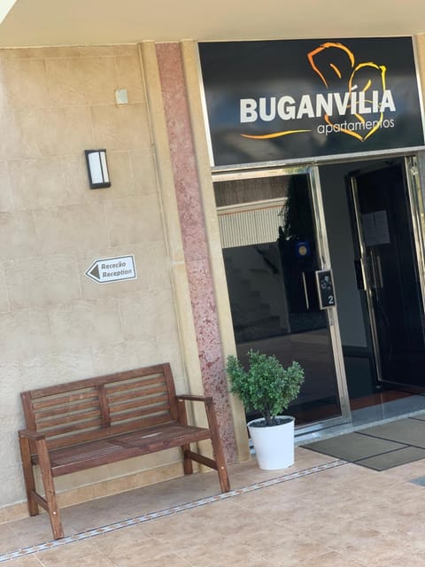 Buganvília Holidays Condo in Alvor