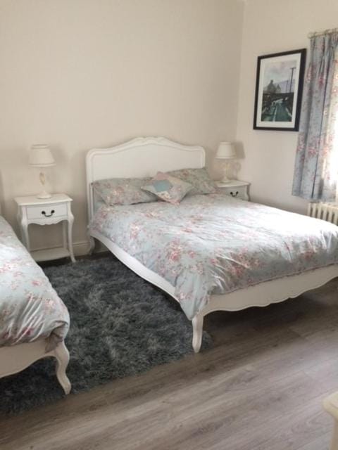 Lilly's Cottage, Lough Rynn House in Longford