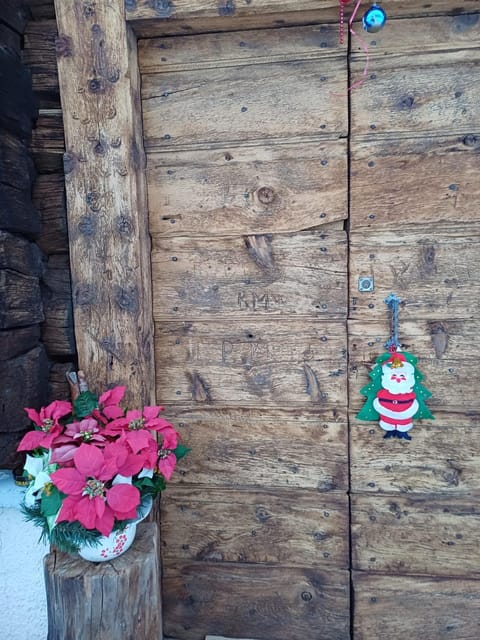 Chalet Renzo Chalet in Canton of Grisons