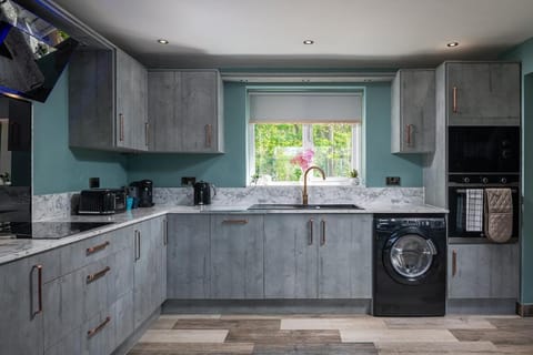 Pen y coed with hot tub and sauna surrounded by countryside views House in Abergele