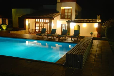 3 bedroom Villa Limni with private pool and gardens, Aphrodite Hills Resort Villa in Kouklia