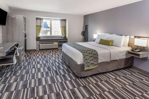 Microtel Inn & Suites by Wyndham West Fargo Near Medical Center Hotel in West Fargo