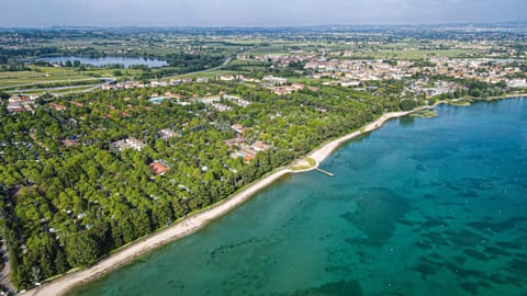 Estivo Premium Plus mobile homes on Camping Bella Italia Campground/ 
RV Resort in Peschiera del Garda