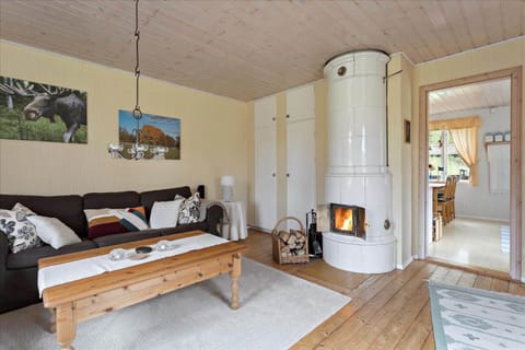 KAL097-Gullaskruv-Hetalaga-107 House in Kalmar County, Sweden